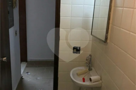 Sala comercial com 46 m², à venda em Pinheiros