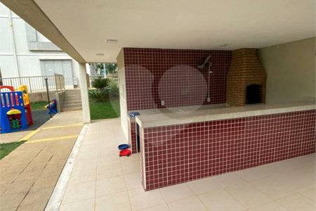 Apartamento no Condomínio Monte Stella