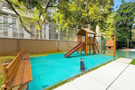 Apartamento para locação com 2 dormitórios, sendo 1 suíte com 02 vagas, totalmente climatizado nos 3 ambientes