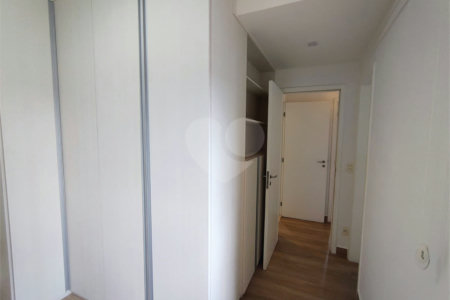 Apartamento à venda com 3 suítes em Anhangabaú, Jundiaí, SP