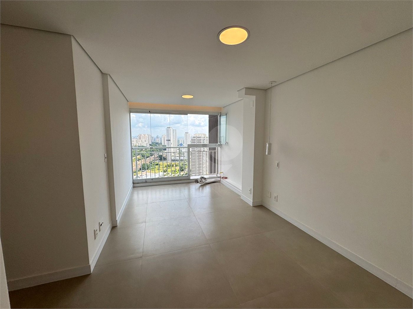 Apartamento à venda com 3 quartos, sendo 1 suíte,  em Vila Anastácio, São Paulo, SP