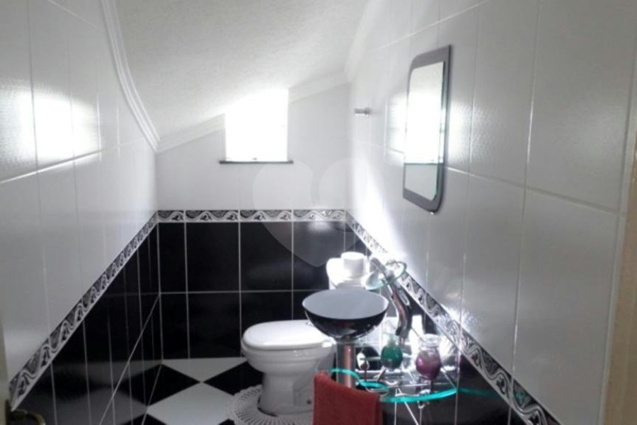 Casa à venda com 5 quartos, sendo 3 suítes,  em Parque Edu Chaves, São Paulo, SP