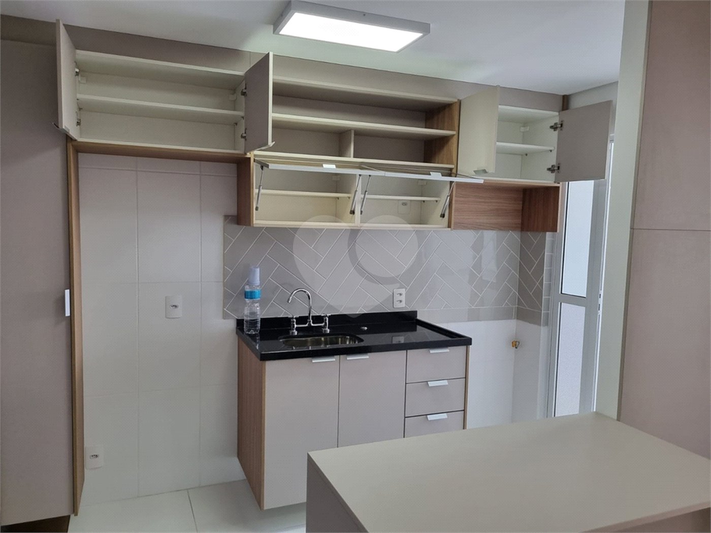 Apartamento à venda com 2 quartos, sendo 1 suíte, em Santo Amaro, São Paulo, SP