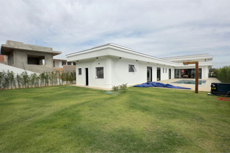 Casa à venda com 4 suítes no condomínio Parque Residencial Kurumin, Itu - SP
