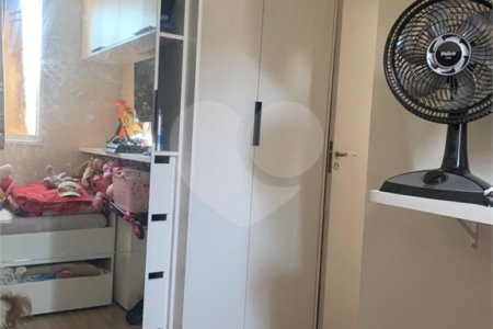 Apartamento à venda com 2 quartos em Parque Reboucas, São Paulo, SP