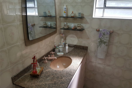 Casa à venda com 3 quartos, sendo 2 suítes, em Jardim Campo Grande, São Paulo, SP