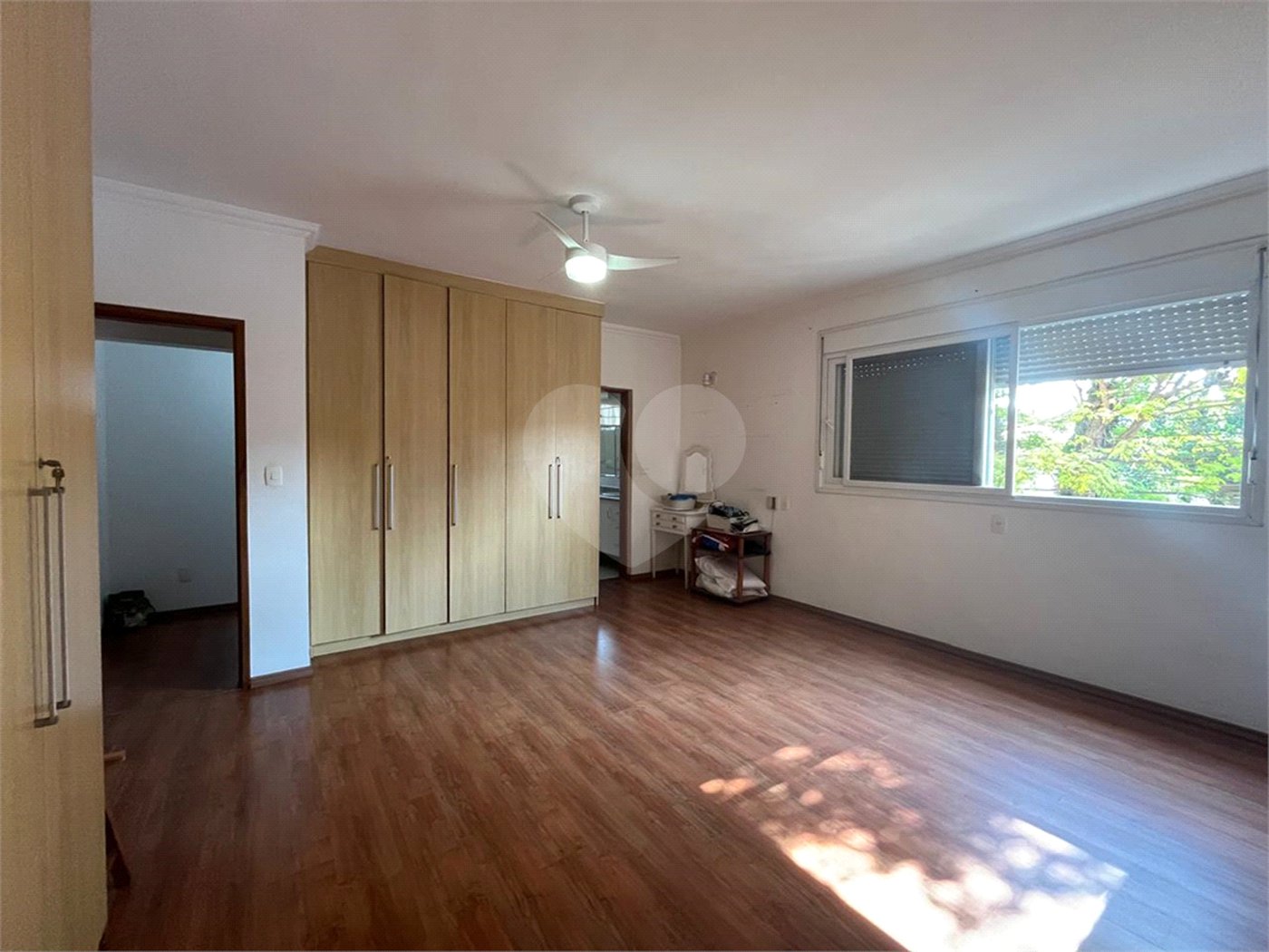 Sobrado à venda com 4 quartos, sendo 1 suíte,  em Vila Cordeiro, São Paulo, SP