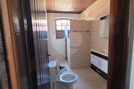 Casa à venda com 4 quartos, sendo 2 suítes, em Ferradura, Armação dos Búzios, RJ
