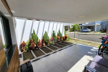 Casa à venda com 3 quartos, sendo 1 suíte, no condomínio Park Real, Indaiatuba - SP