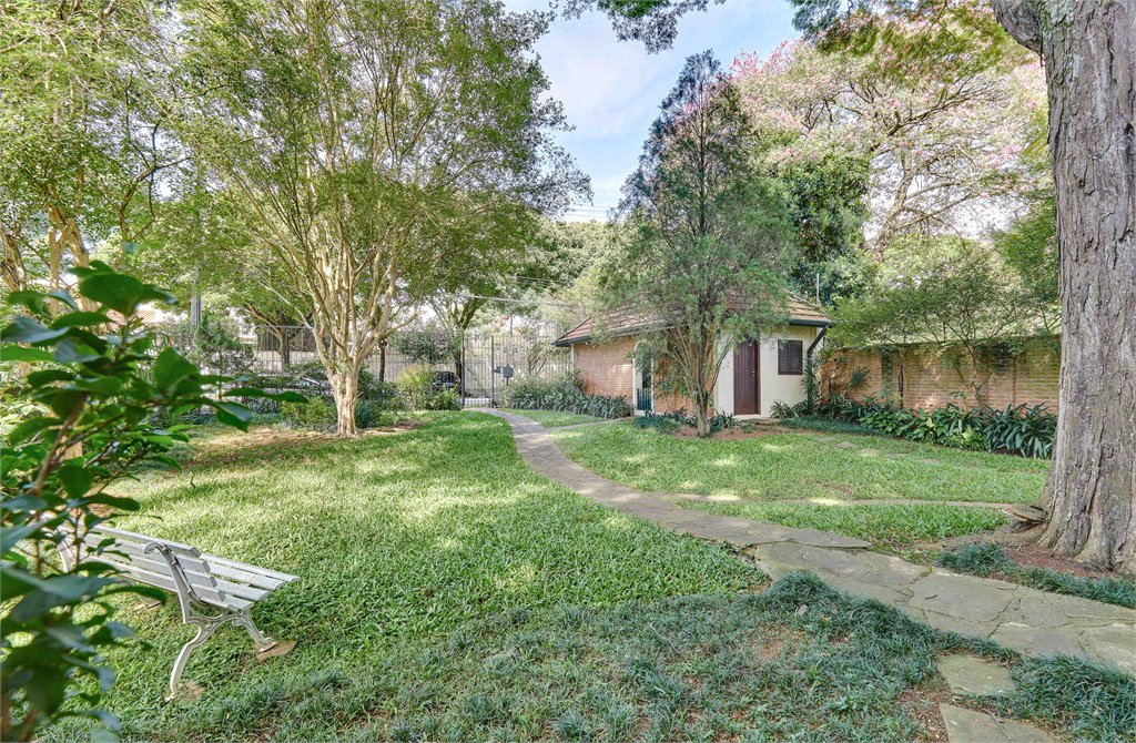 Casa Térrea à venda com 3 quartos em Alto da Boa Vista, São Paulo, SP