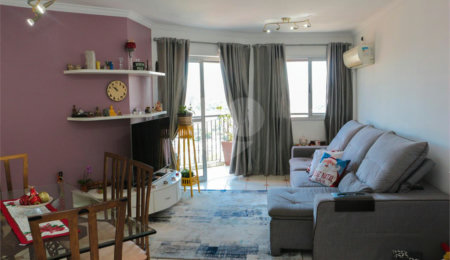 Apartamento à venda com 3 quartos, sendo 1 suíte,  em Vila Gomes, São Paulo, SP