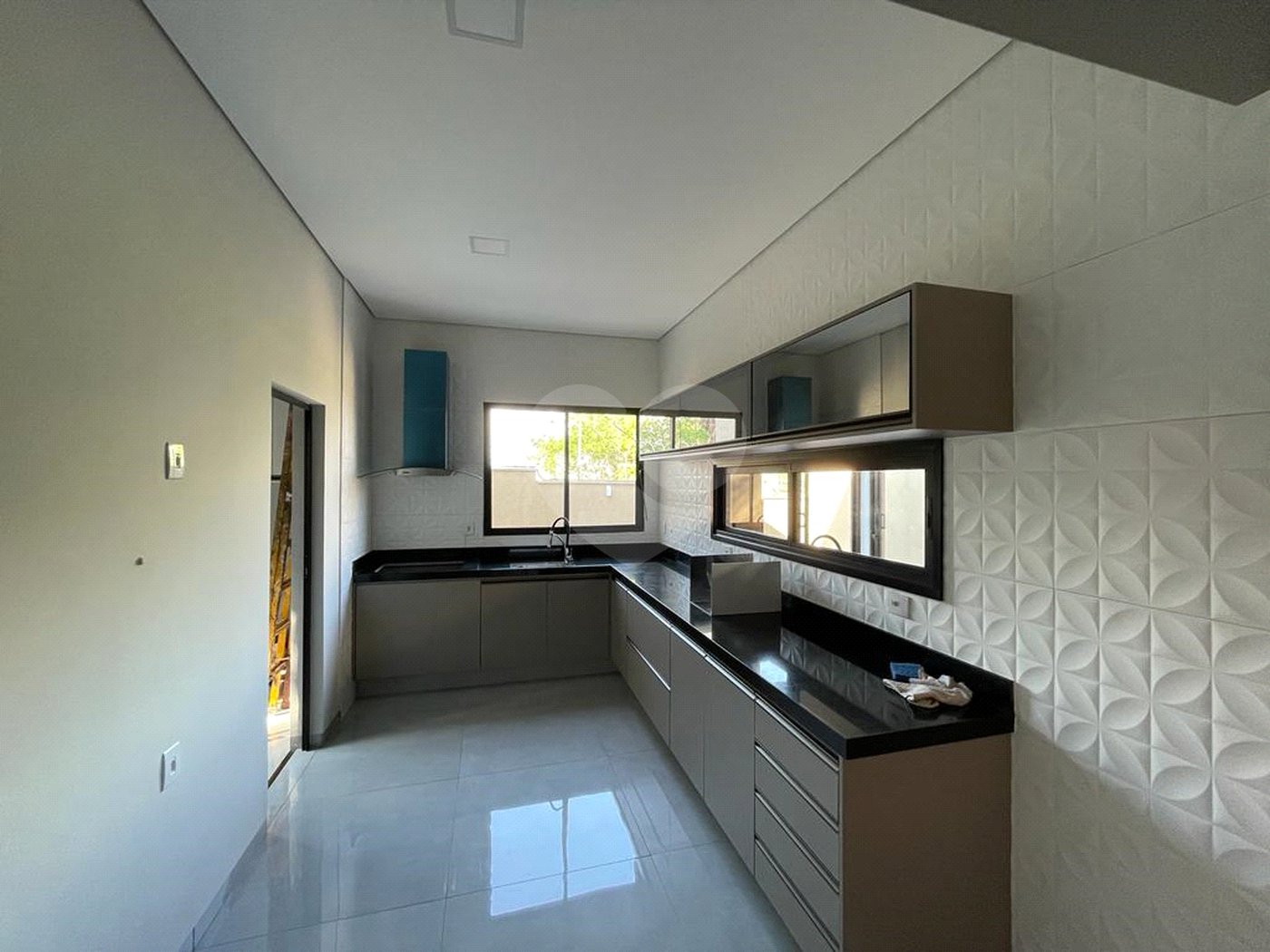 Casa térrea no Condomínio Buona Vita, localizado na cidade de Ribeirão Preto/SP.