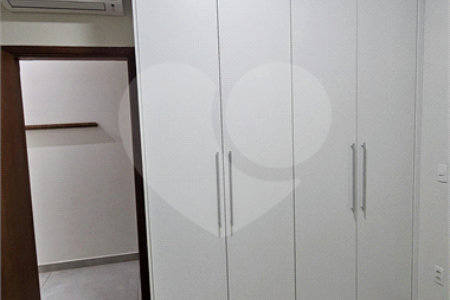 Casa para alugar com 3 suítes no condomínio Dona Lucila, Indaiatuba - SP