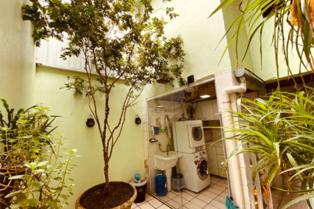 Sobrado à venda com 2 quartos, sendo 1 suíte,  em Vila Paulicéia, São Paulo, SP