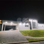 Casa à venda com 3 quartos, sendo 1 suíte, em Condominio Quintas da Boa Vista, Atibaia, SP