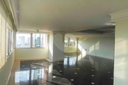 Apartamento à venda com 4 suítes em Jardim Marajoara, São Paulo, SP