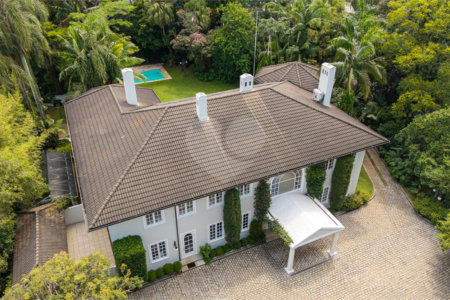 Casa à venda com 5 suítes no condomínio Chácara Flora, São Paulo - SP
