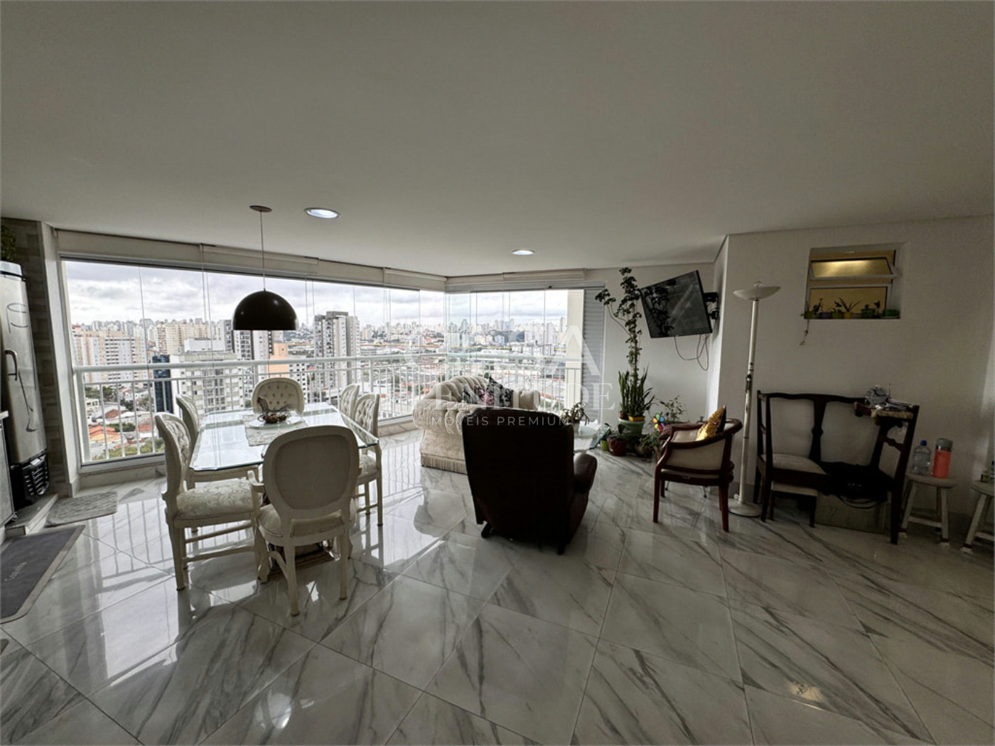 Apartamento à venda com 3 suítes em Mooca, São Paulo, SP