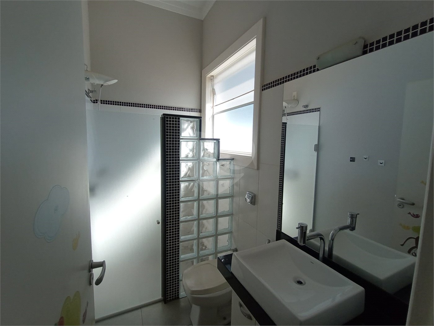 Casa à venda com 3 suítes em Vila Nastri, Itapetininga, SP