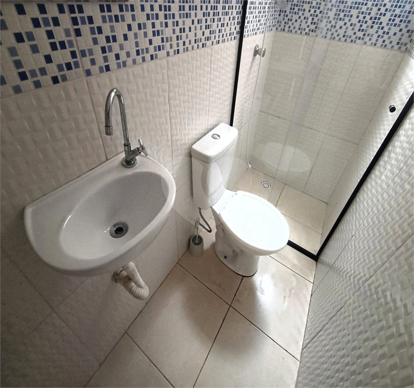 Casa para alugar com 1 quarto no condomínio Cond R Claudio Rodrigues Lopes, São Paulo - SP