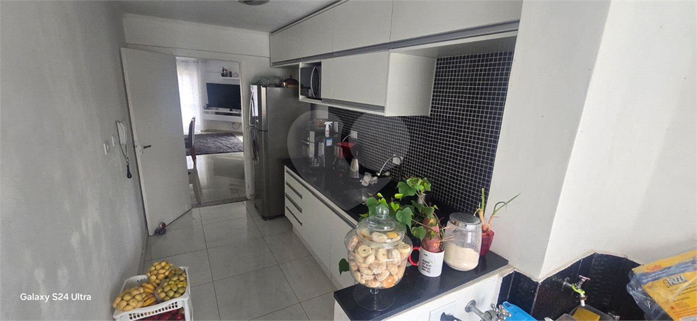 Apartamento à venda com 2 quartos, sendo 1 suíte,  em Vila Monumento, São Paulo, SP