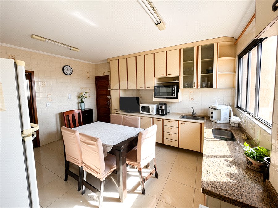 Apartamento à venda com 3 quartos, sendo 1 suíte,  em Vila Hortência, Sorocaba, SP