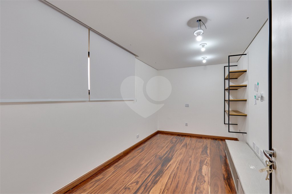 Casa Térrea à venda com 4 quartos, sendo 3 suítes, em Jardim Prudência, São Paulo, SP