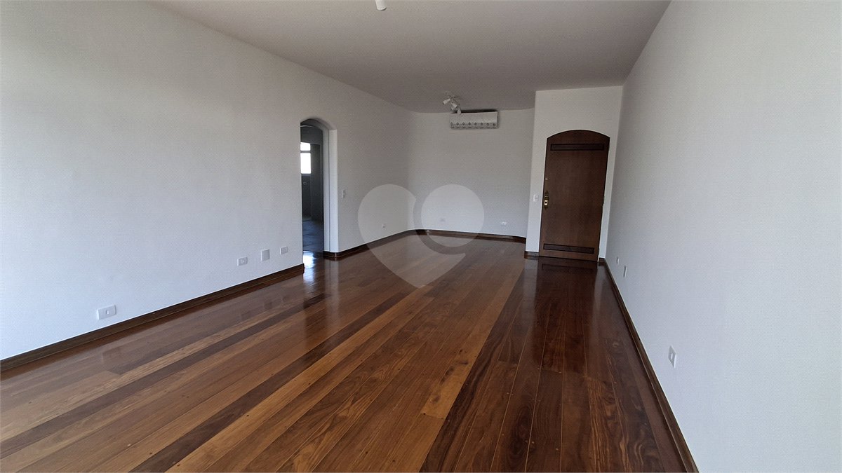 Apartamento para alugar com 3 quartos, sendo 1 suíte, em Chácara Santo Antônio, São Paulo, SP