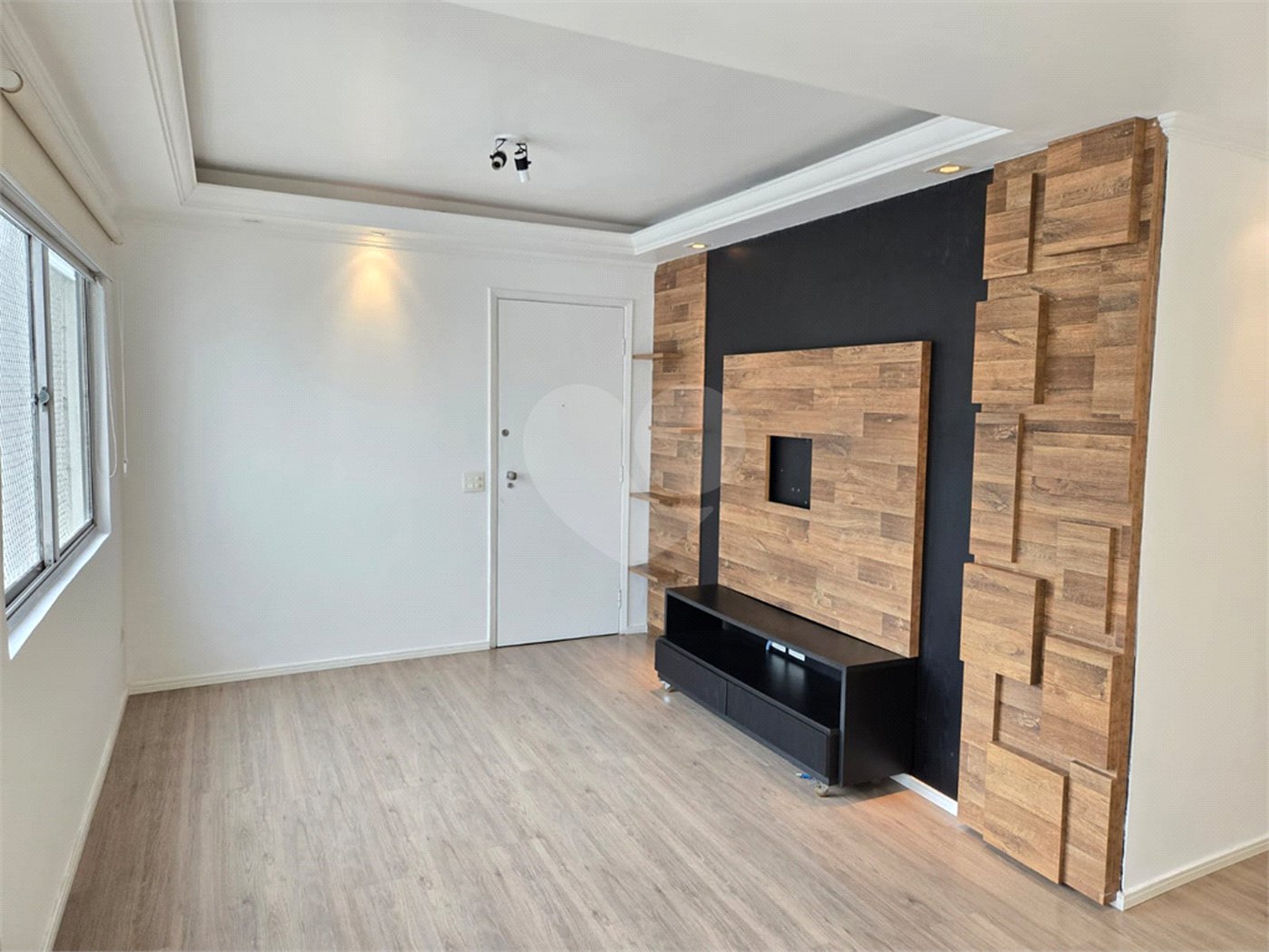 Apartamento à venda com 3 quartos, sendo 1 suíte,  em Indianópolis, São Paulo, SP