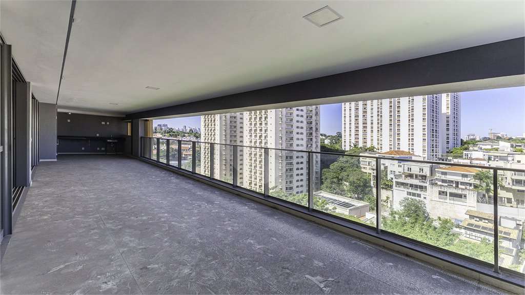 Apartamento à venda com 4 quartos, sendo 3 suítes, em Perdizes, São Paulo, SP