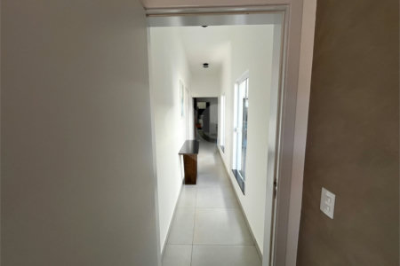 Casa à venda com 3 quartos, sendo 1 suíte, no condomínio Residencial Golden Ville, Itapetininga - SP