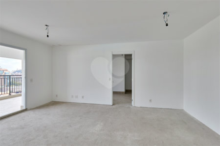 Apartamento à venda com 4 quartos, sendo 2 suítes, em Santo Amaro, São Paulo, SP