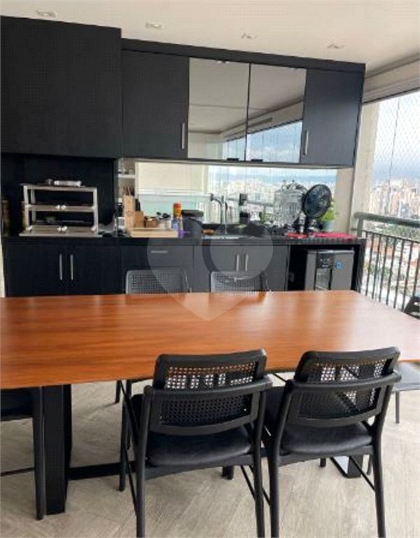 Apartamento à venda com 4 quartos, sendo 1 suíte,  em Parque São Jorge, São Paulo, SP