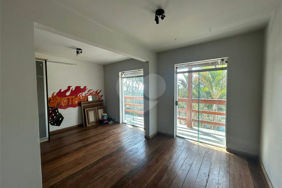 Casa para alugar com 3 suítes no condomínio Alpes da Cantareira, Mairiporã - SP