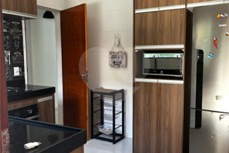 Casa à venda com 4 quartos, sendo 2 suítes, em Peró, Cabo Frio, RJ
