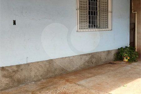 Casa à venda com 3 quartos, sendo 1 suíte, em Vila Santa Helena, Atibaia, SP