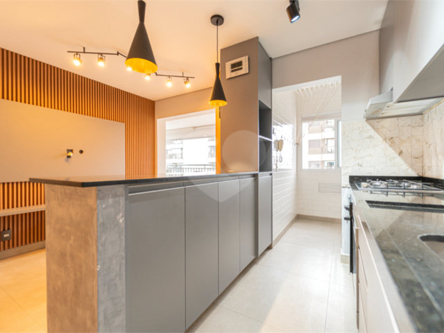 Apartamento à venda com 2 quartos, sendo 1 suíte,  em Jardim Prudência, São Paulo, SP