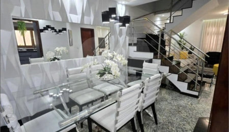 Casa à venda com 4 quartos, sendo 2 suítes,  no condomínio Bosque dos Pássaros, São Paulo - SP