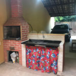 Casa à venda com 4 quartos, sendo 1 suíte, em Loteamento Shangrilá, Valinhos, SP