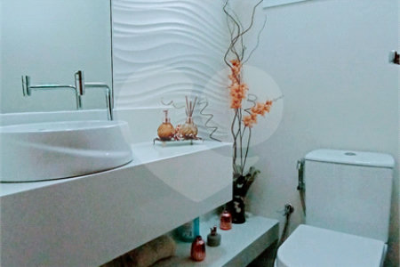Casa à venda com 3 suítes no condomínio Vila do Sol, Valinhos - SP