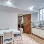 Sobrado à venda com 4 quartos, sendo 2 suítes, em Alto da Boa Vista, São Paulo, SP