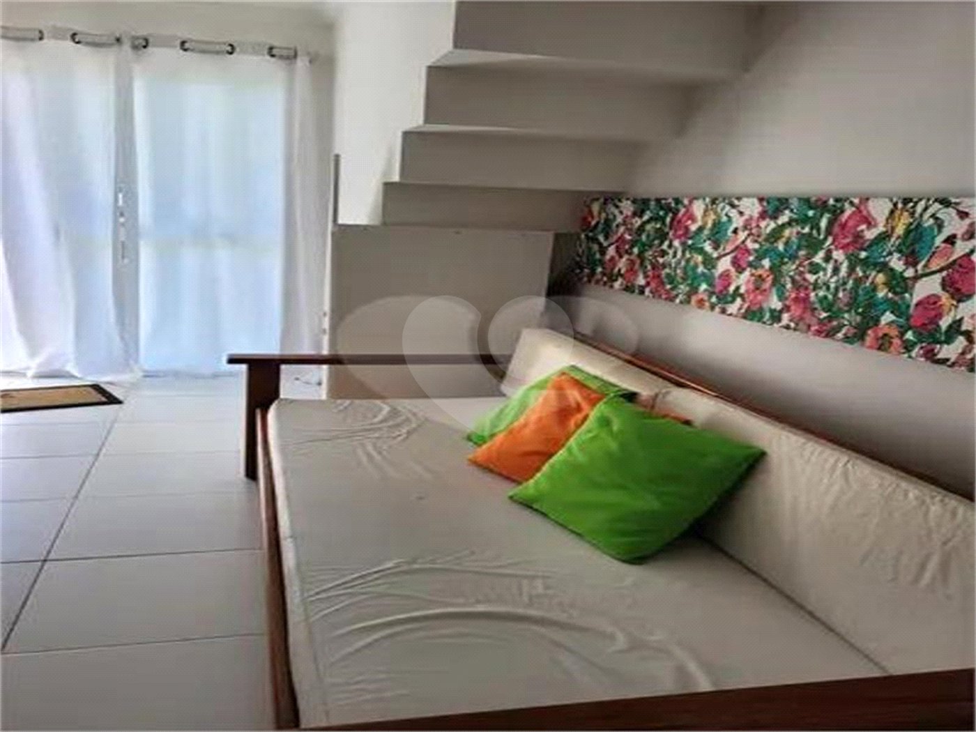 Apartamento à venda com 1 suíte em Taperapuan, Porto Seguro, BA