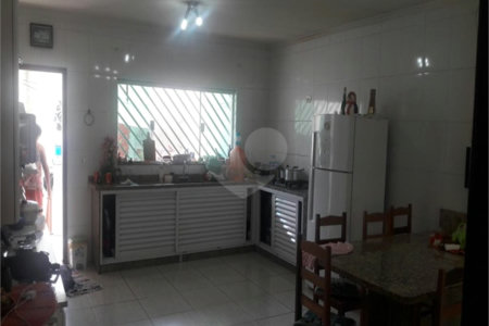 Sobrado à venda com 3 quartos, sendo 1 suíte, em Jardim Japão, São Paulo, SP