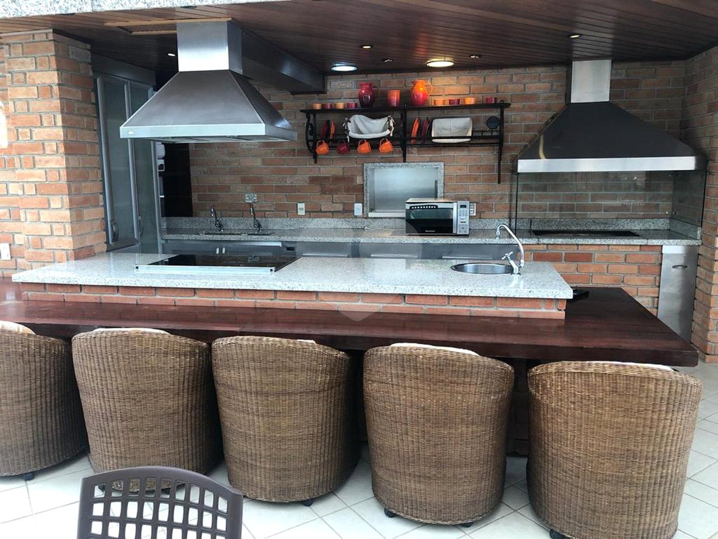 Apartamento à venda com 4 suítes em Vila Oliveira, Mogi das Cruzes, SP