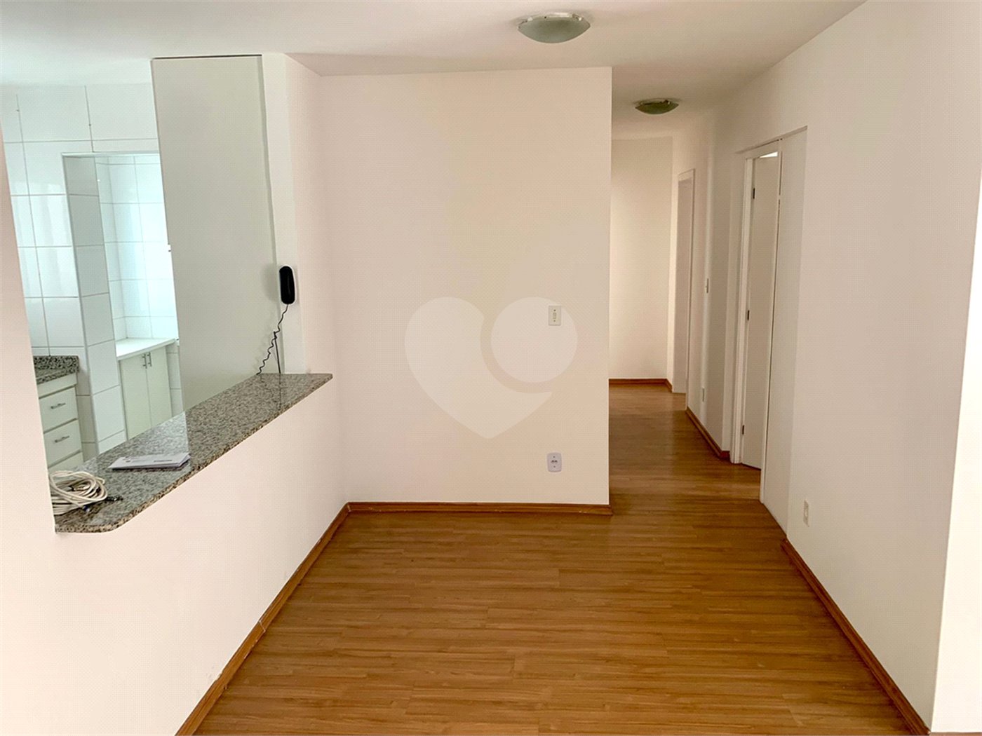 Apartamento à venda com 3 quartos, sendo 1 suíte, em Vila Andrade, São Paulo, SP