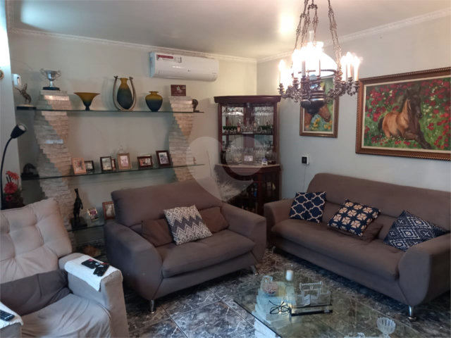 Casa à venda com 4 quartos, sendo 2 suítes,  em Mandaqui, São Paulo, SP