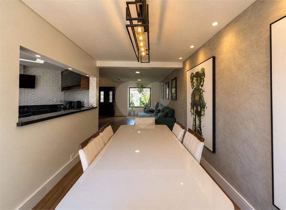 Casa à venda com 4 quartos, sendo 2 suítes, em Interlagos, São Paulo, SP