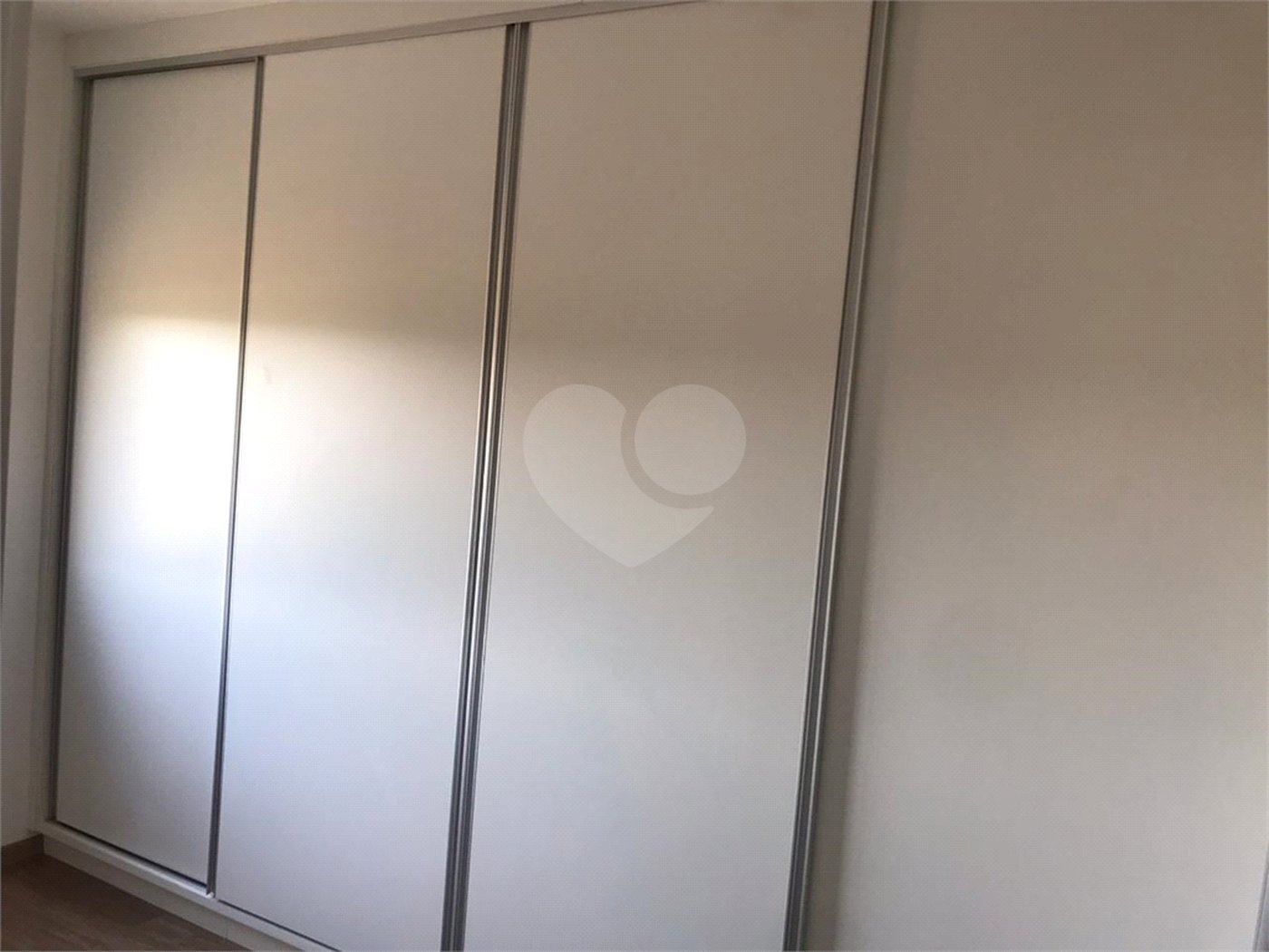 Apartamento à venda com 3 quartos, sendo 1 suíte,  em Jardim Ypê, Paulínia, SP