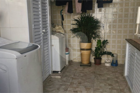 Casa Térrea à venda com 5 quartos, sendo 1 suíte, em Vila Mafra, São Paulo, SP