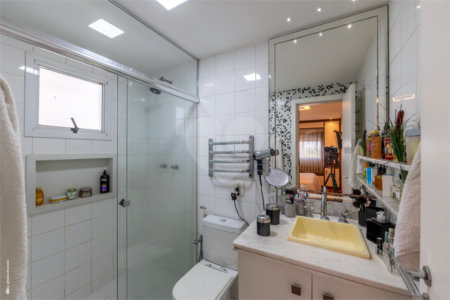 Apartamento à venda com 3 quartos, sendo 2 suítes, em Jardim Marajoara, São Paulo, SP